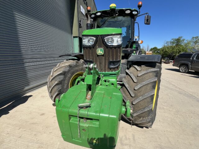 John Deere 6190R