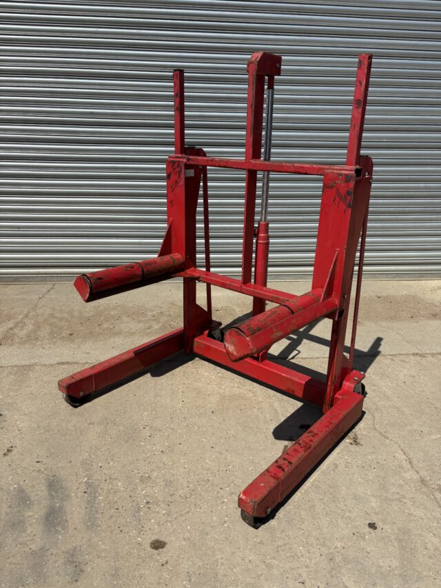 Wheel lifter