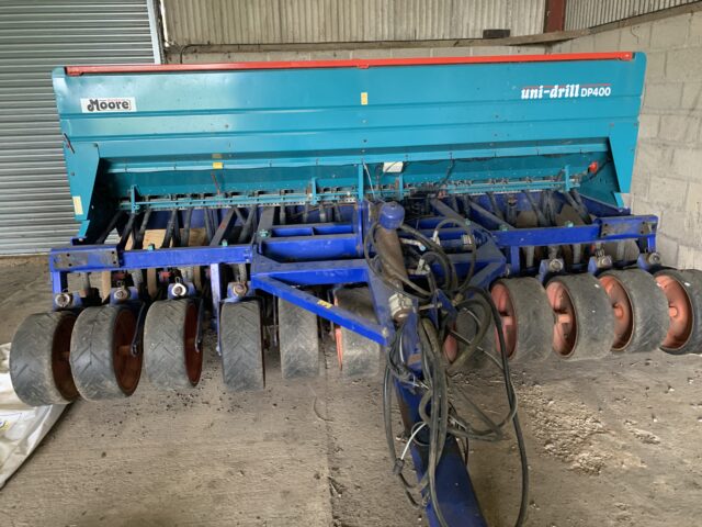 Moore Uni-drill DP400 box drill