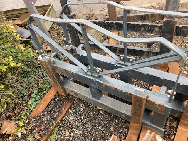 7M06119E PROFORGE PALLET CARRIAGE