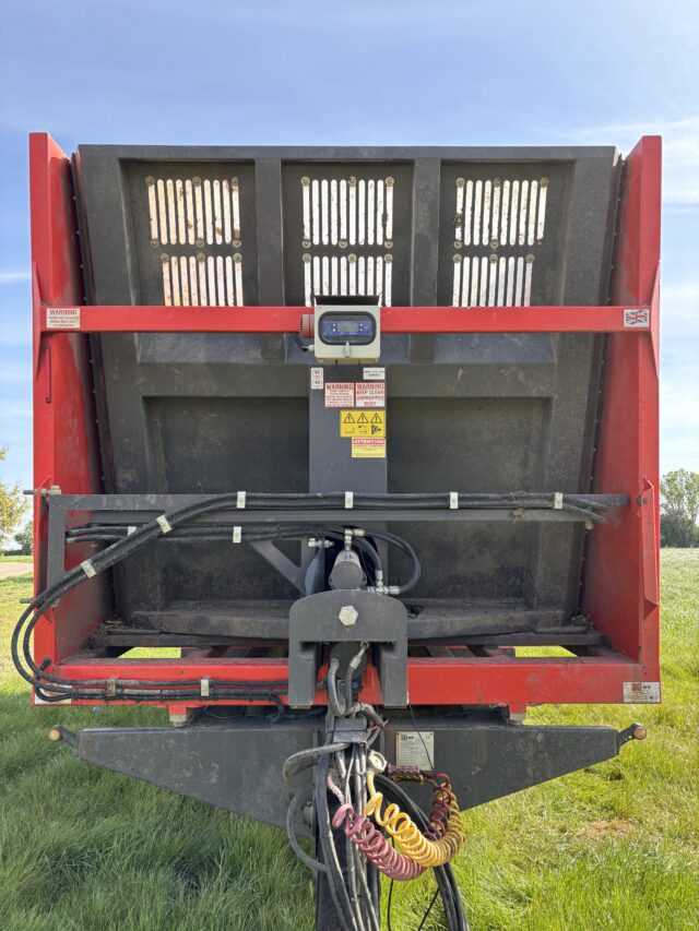 Ktwo 20 tonne compactor trailer