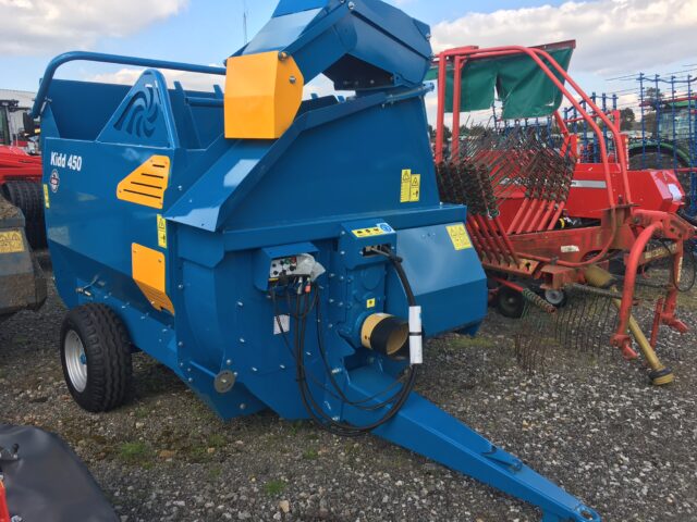 2M039941 NEW KIDD 450 BALE SHREDDER