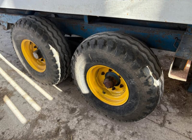 Webcox 7T tipping trailer