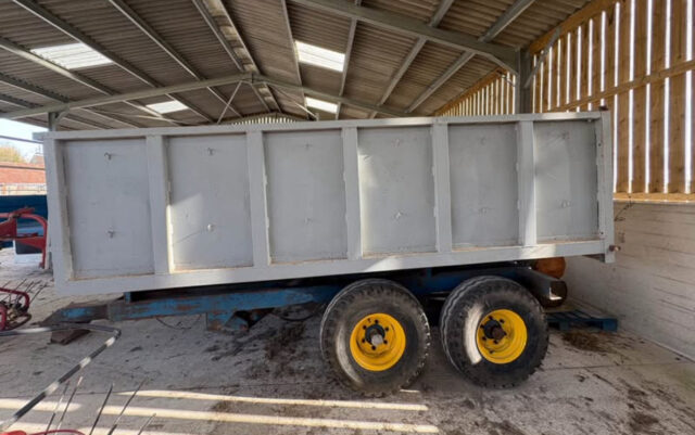 Webcox 7T tipping trailer