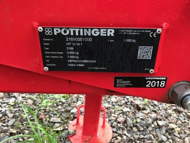 EM000213 POTTINGER HIT 12.14T HAY TEDDER