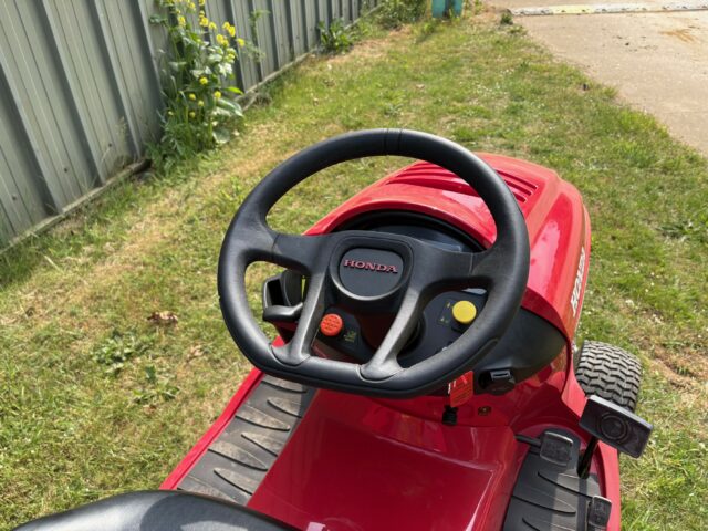 7M06613A HONDA HF2417 HTE RIDE ON MOWER