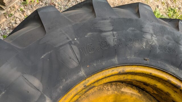 Pair of 16.9 R 28 Michelin M27 tyres