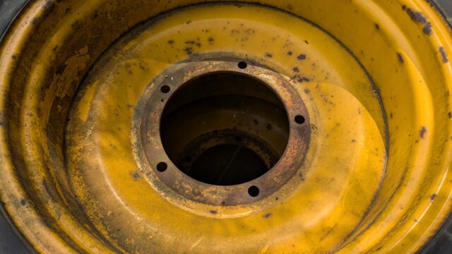 Pair of 16.9 R 28 Michelin M27 tyres
