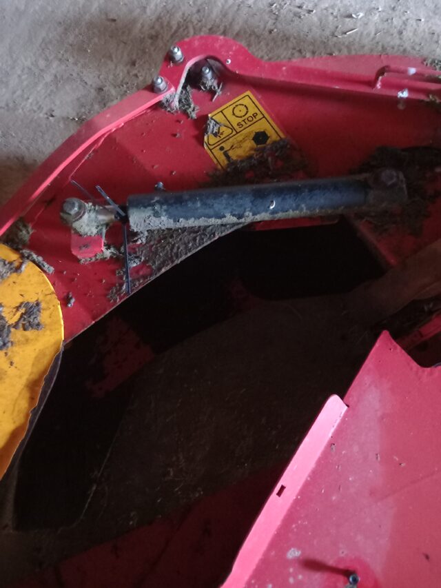 Teagle straw chopper