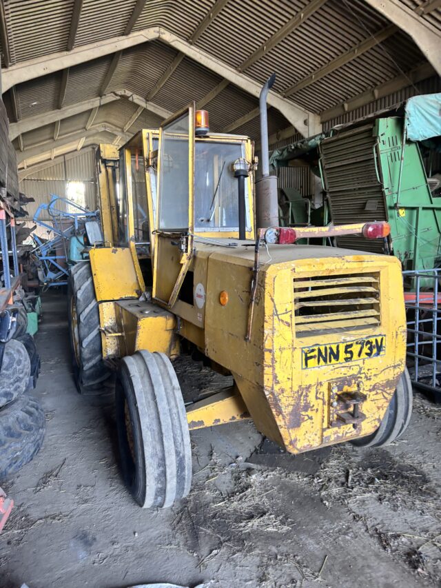 Sanderson rough terrain forklift