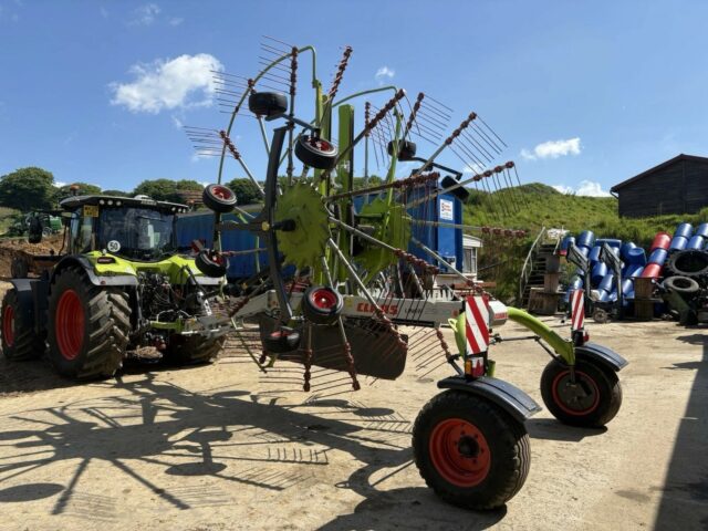 Claas liner 2900