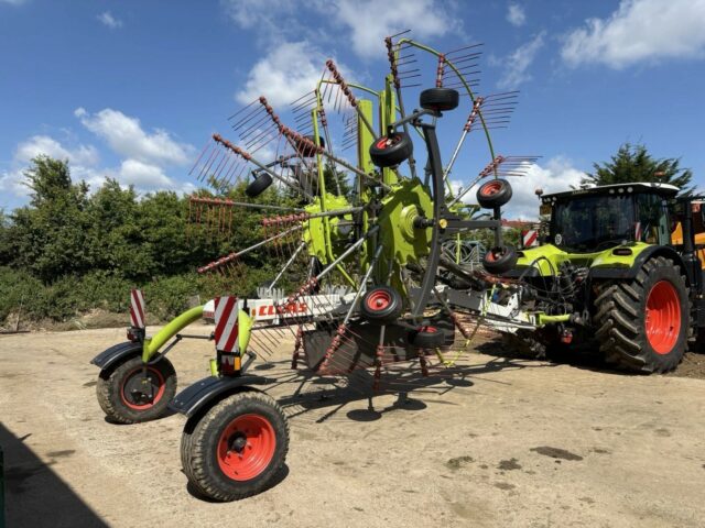 Claas liner 2900