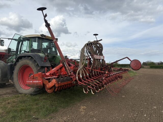 Kuhn power harrow