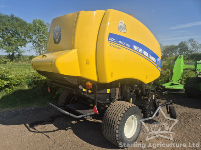New Holland BR150 Round Baler