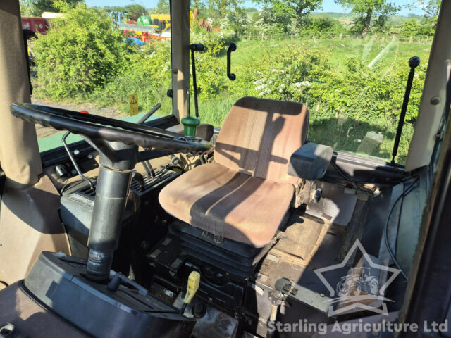 John Deere 3050