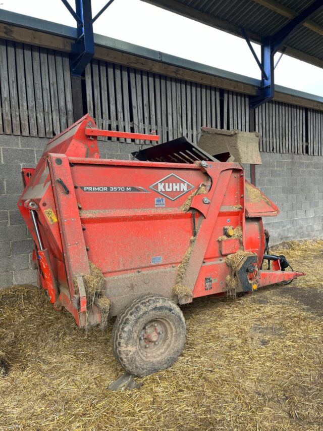 KUHN PRIMOR 3570M STRAW CHOPPER