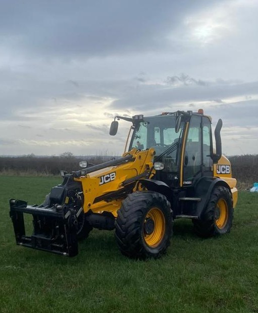 *due in* JCB TM320S