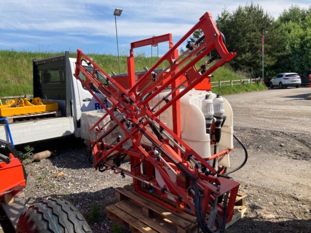 Kuhn Actis 400 PM75 Sprayer
