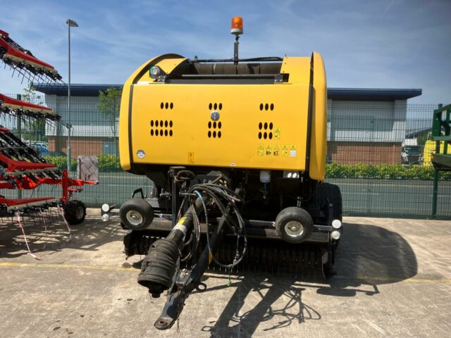 New Holland RB150 Baler