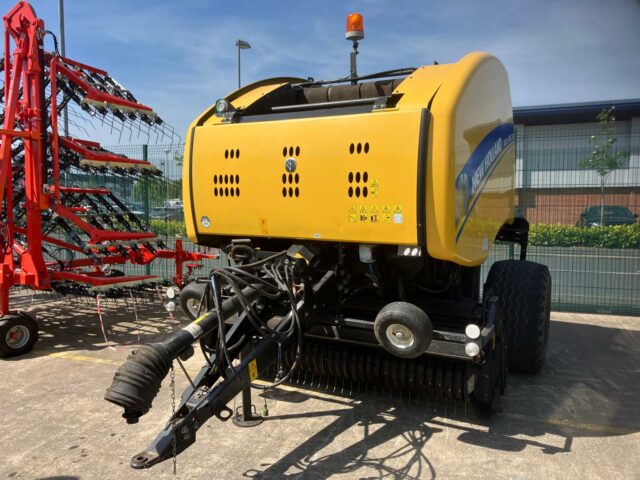 New Holland RB150 Baler