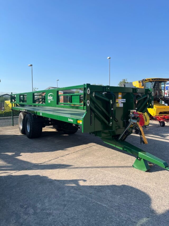 BAILEY 16 TONNE FLAT BALE TRAILER