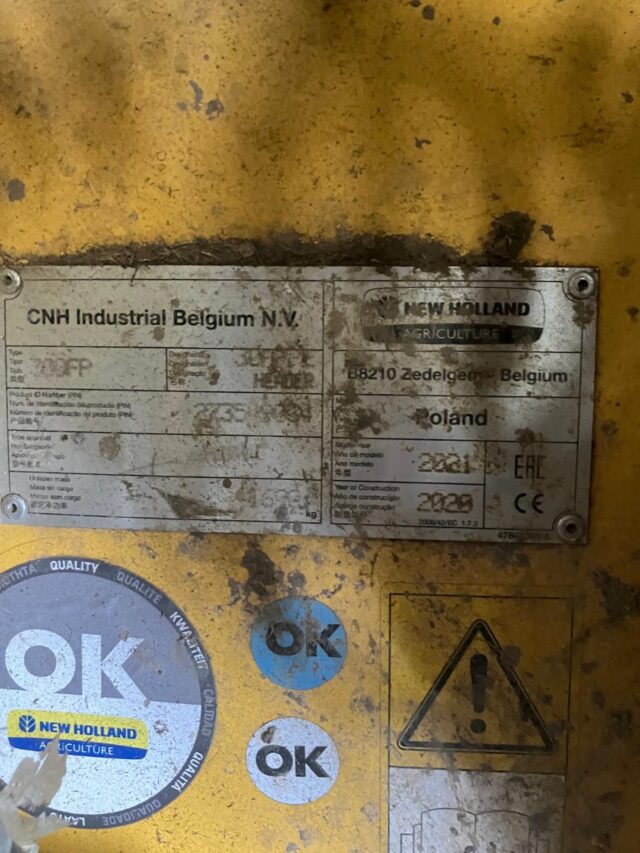 HEW HOLLAND FR650 & 3M GRASS PICK UP
