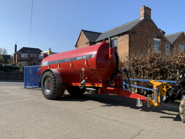 SHOP SOILED Hi-Spec 3000 SA-R Tanker For Sale