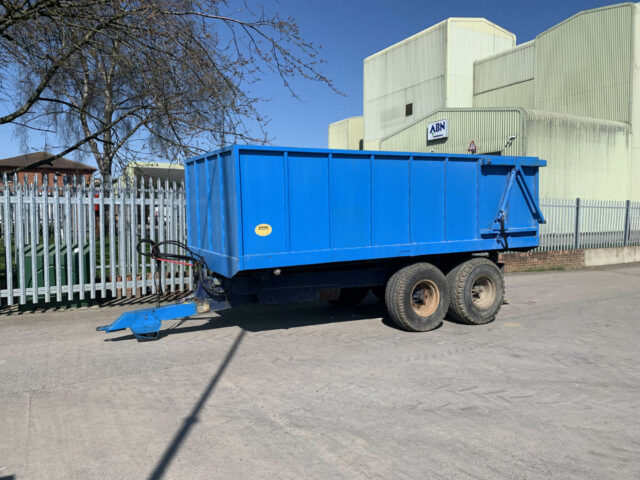USED Ken Wootton 12 Ton Grain Trailer For Sale