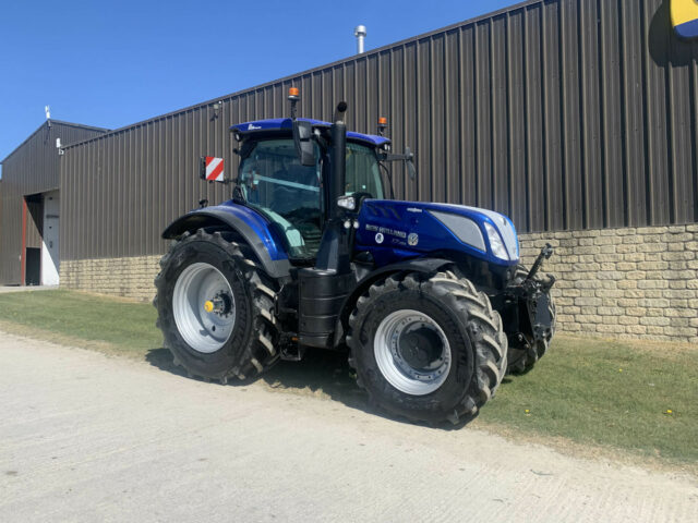 USED New Holland T7.300 HD Tractor For Sale