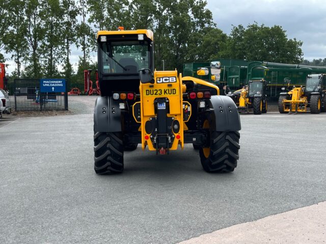 JCB 542-70
