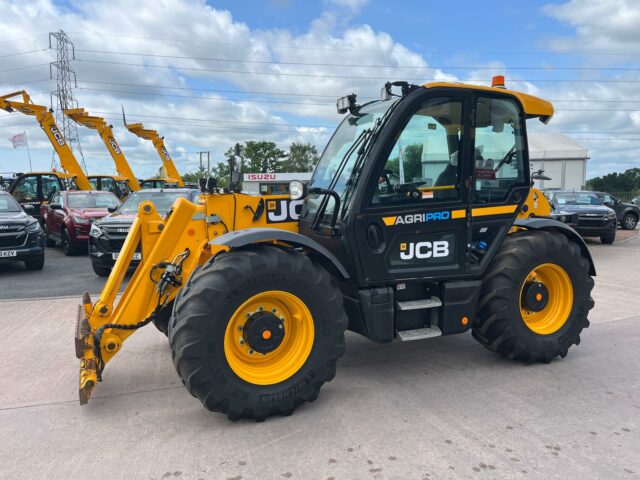 JCB 542-70 AGRI PRO