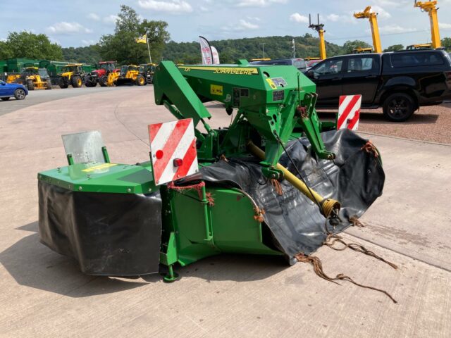 JOHN DEERE 131 MOWER CONDITIONER