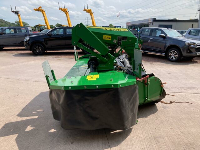 JOHN DEERE 131 MOWER CONDITIONER