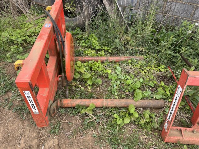 Browns Silage Squeezer/Handler