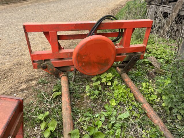 Browns Silage Squeezer/Handler