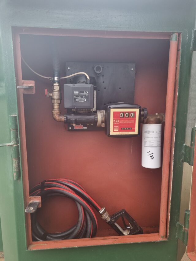 2300 Litre Steel Bunded Fuel Station