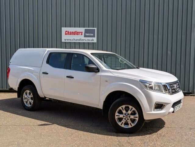 2M040857 NISSAN 2.3 DCI DC NAVARA ACENTA