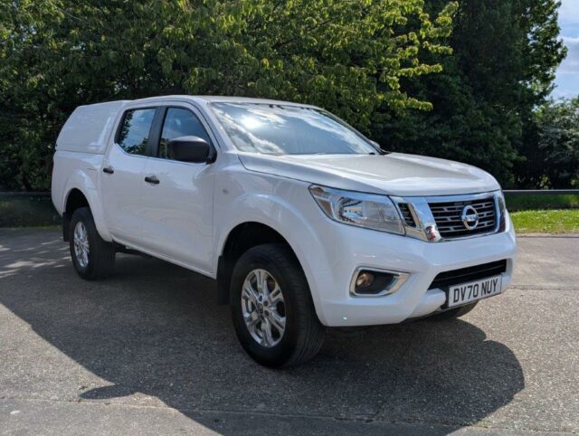 2M040857 NISSAN 2.3 DCI DC NAVARA ACENTA