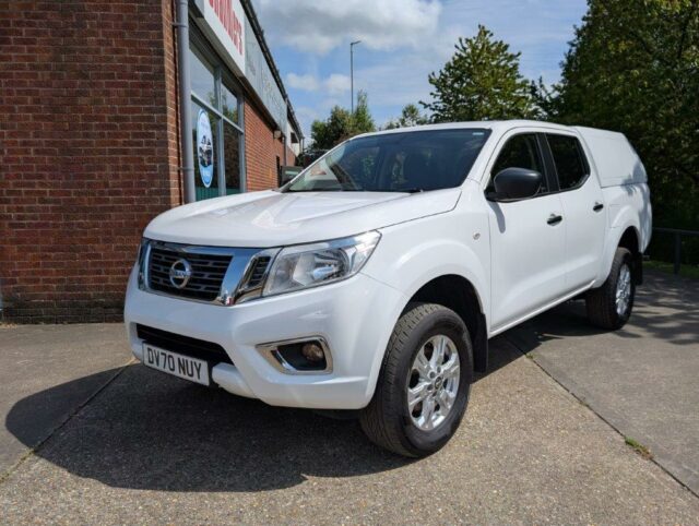2M040857 NISSAN 2.3 DCI DC NAVARA ACENTA