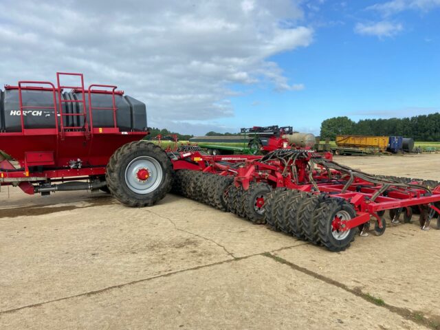 One- 2021 Horsch Sprinter 12SW 12m drill