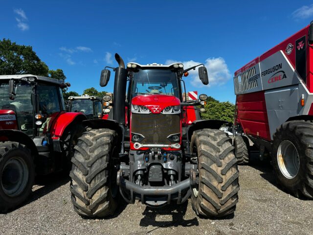 BM000109 – 2018 Massey Ferguson 8740 Tractor