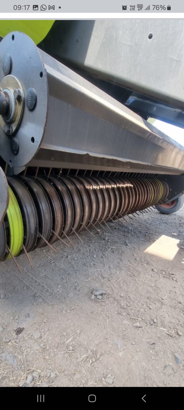 Claas quadrant 3200