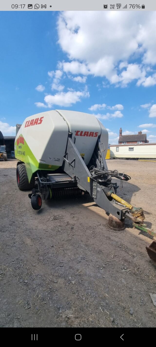 Claas quadrant 3200