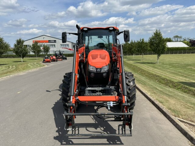 Kubota M5-112 Tractor & Loader