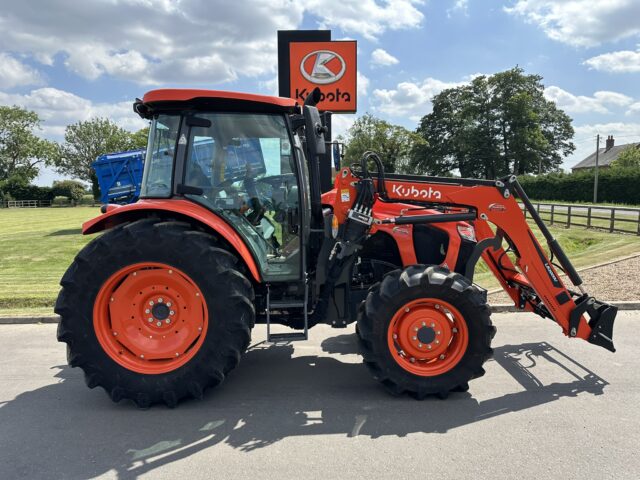 Kubota M5-112 Tractor & Loader