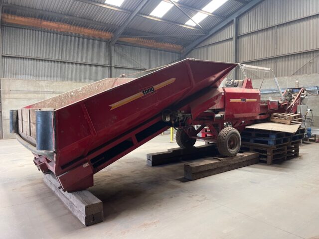 Tong 3B Bulker and Grader
