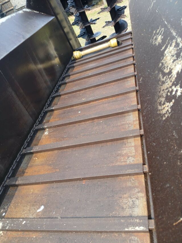 Bunning Muckspreader