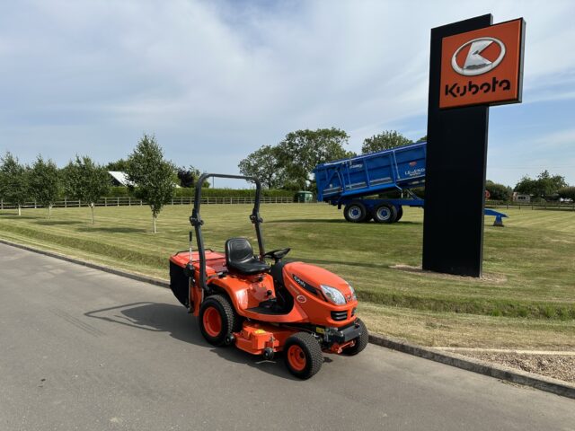 KUBOTA GR2120 RIDE ON MOWER
