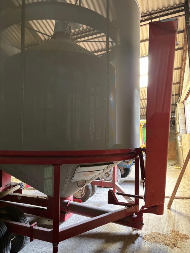 Opico 555XL, Year 2006, 12t batch dryer