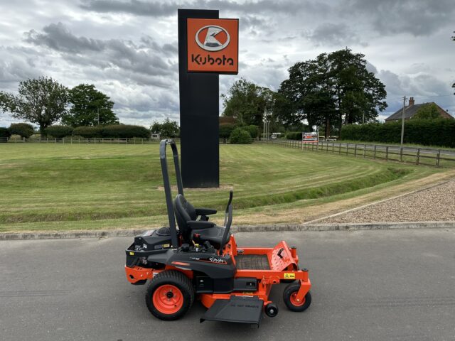 KUBOTA Z1-421 ZERO TURN RIDE ON MOWER